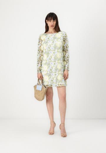 Короткое платье