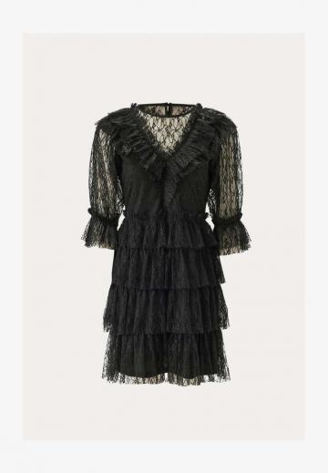 Короткое платье