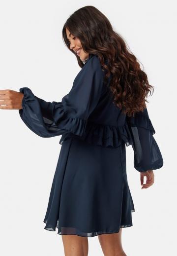 Короткое платье