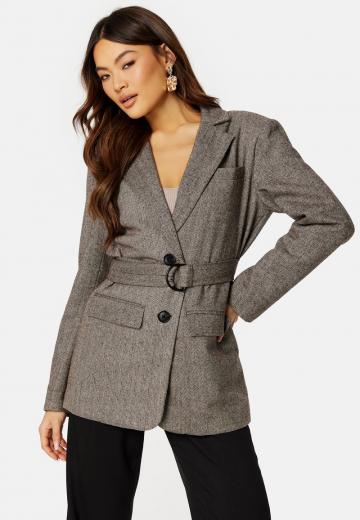 Короткое пальто