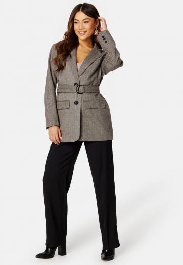 Короткое пальто