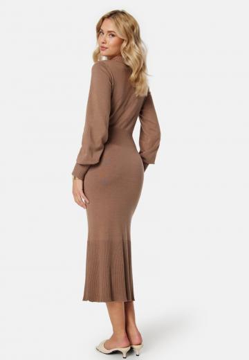 Вязаное платье