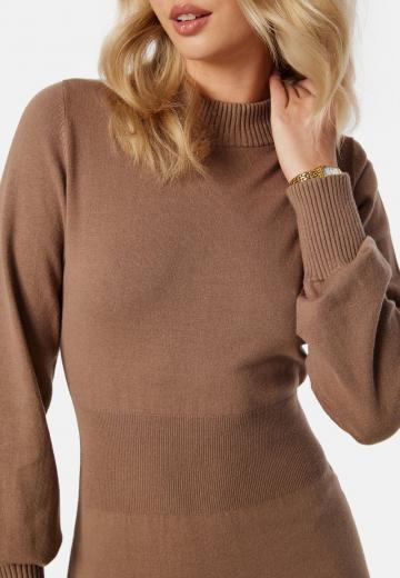 Вязаное платье