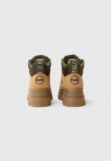 Полусапожки на платформе