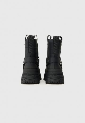 Ковбойские сапожки