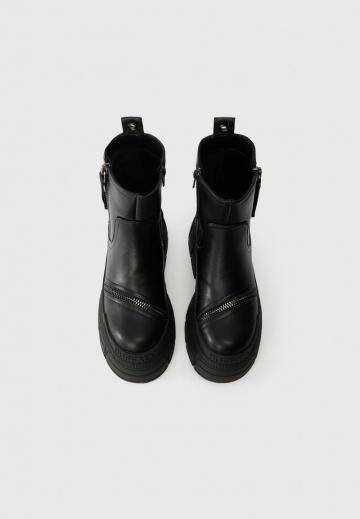 Полусапожки на платформе