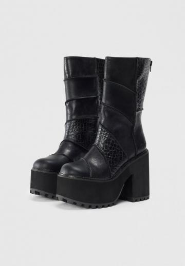 Сапоги на платформе