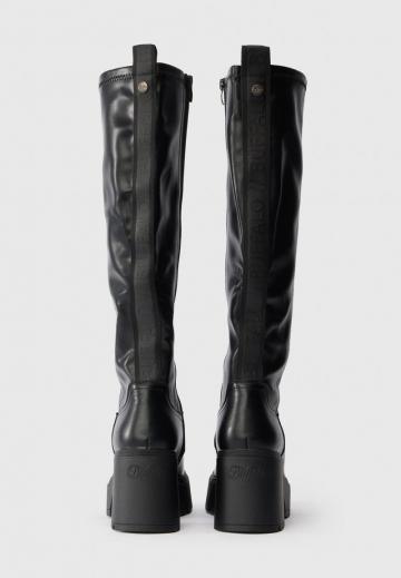 Высокие сапоги