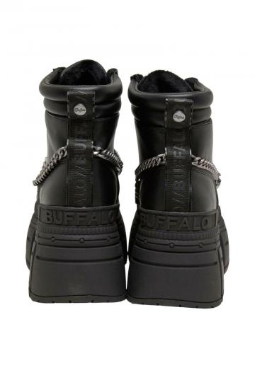 Ботинки на шнуровке