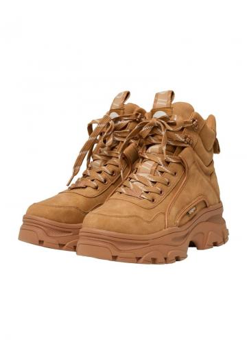 Ботинки на шнуровке