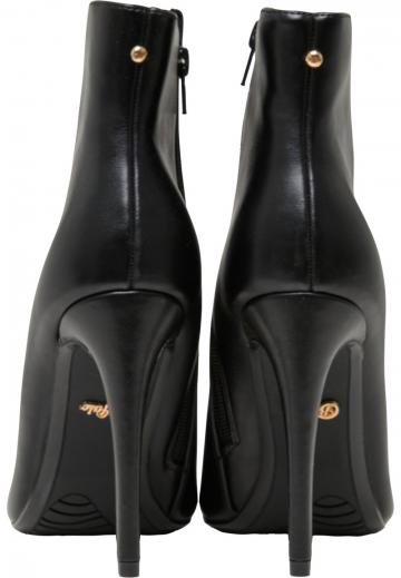 Полусапожки на высоком каблуке