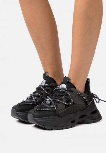 Гандбольные кроссовки