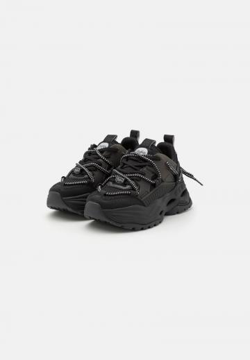 Гандбольные кроссовки