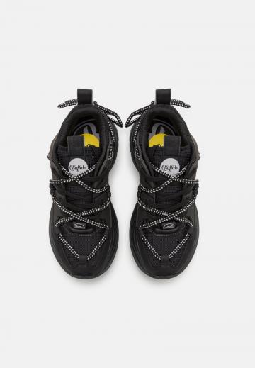 Гандбольные кроссовки