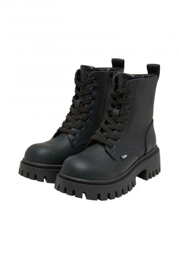 Ботинки на шнуровке