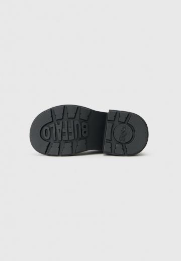 Полусапожки на высоком каблуке