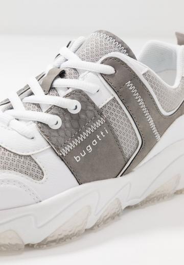 Гандбольные кроссовки