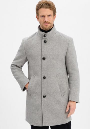 Короткое пальто