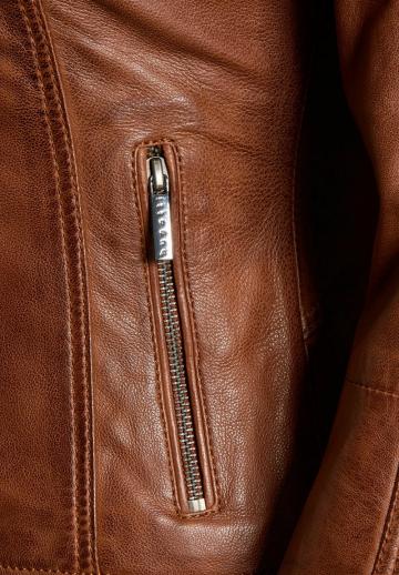 Кожаная куртка