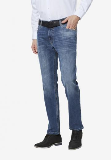 Узкие джинсы