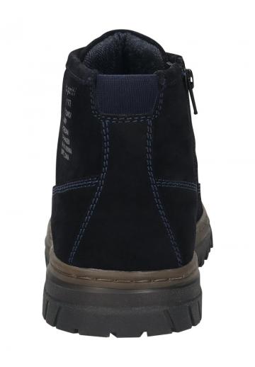 Ботинки на шнуровке