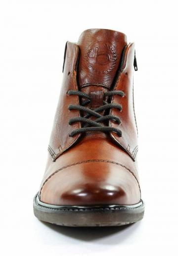 Ботинки на шнуровке
