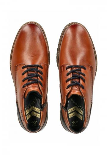 Ботинки на шнуровке