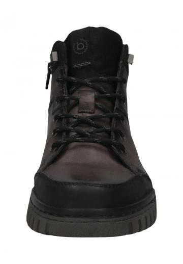 Ботинки на шнуровке