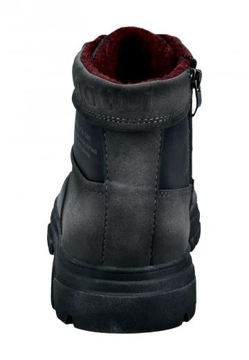 Ботинки на шнуровке