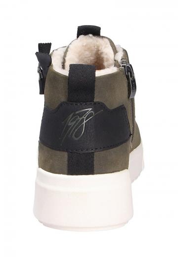 Зимние ботинки