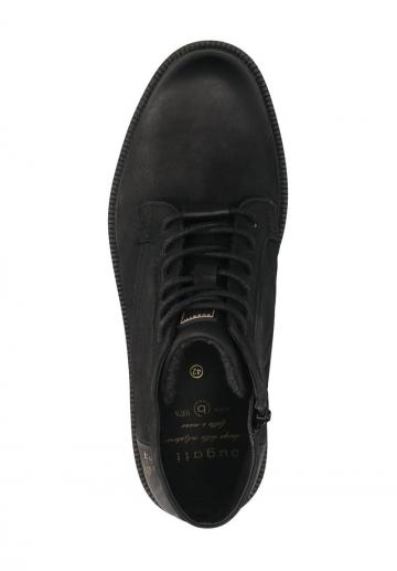 Ботинки на шнуровке