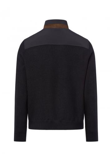 Вязаная кофта