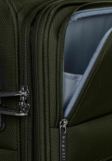 Чемодан на колесах