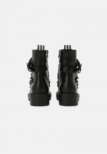 Ковбойские сапоги