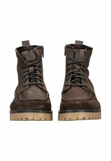 Ботинки на шнуровке