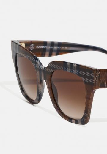 Солнечные очки