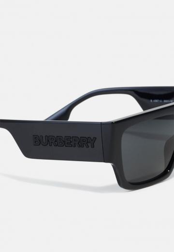 Солнечные очки