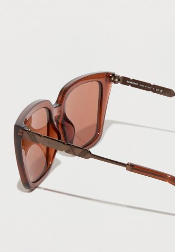 Солнечные очки