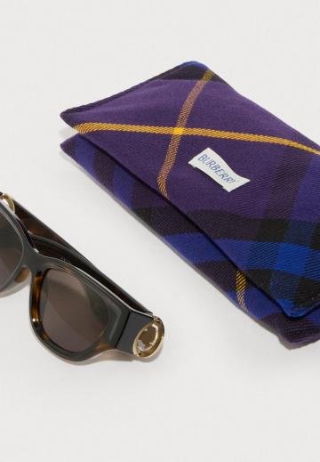 Солнечные очки