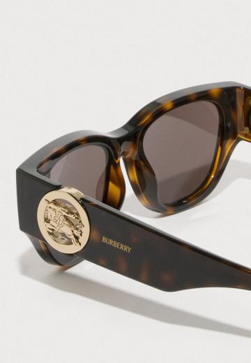 Солнечные очки