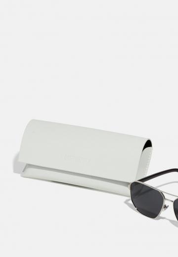 Солнечные очки