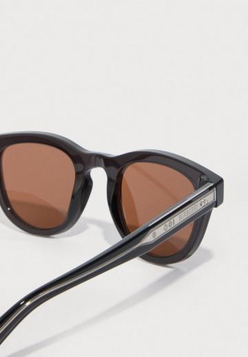 Солнечные очки