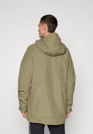 Сноубордическая куртка