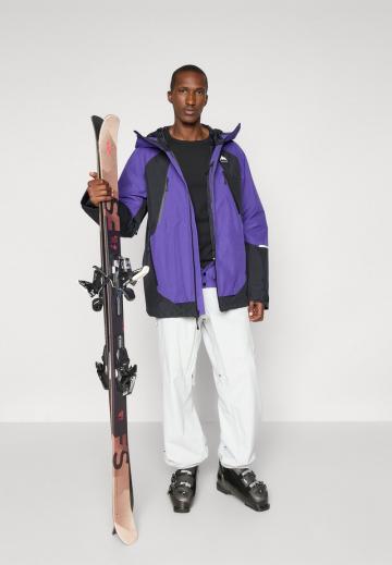 Сноубордическая куртка