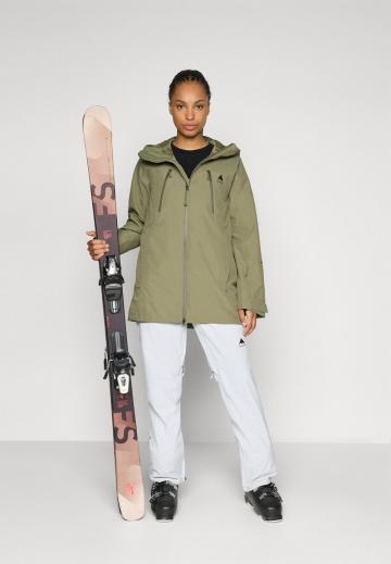 Спортивная куртка