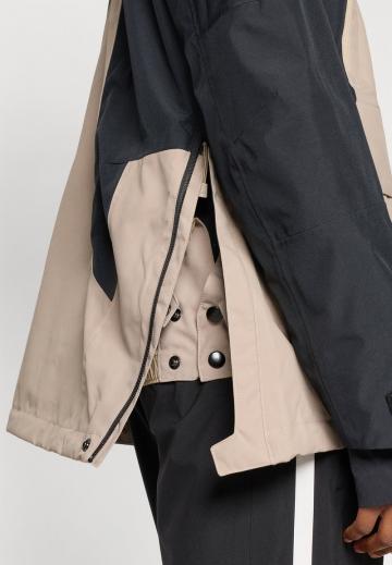 Спортивная куртка