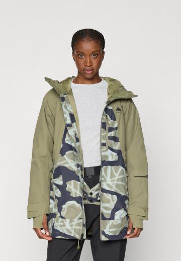 Спортивная куртка