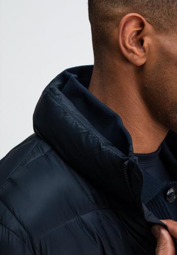 Зимняя куртка