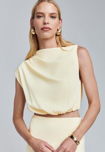 Атласная блузка