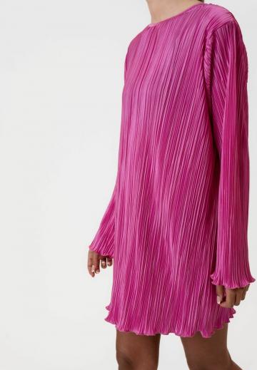 Короткое платье